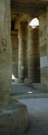 Despite earthquake damage, 29 out of the original 48 columns in the hypostyle hall are still standing.