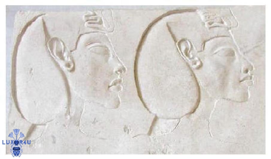 The 2 Akhen-A'tounian ''Twins'' Faces Sideways-decr