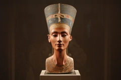 Queen Nefertiti bust