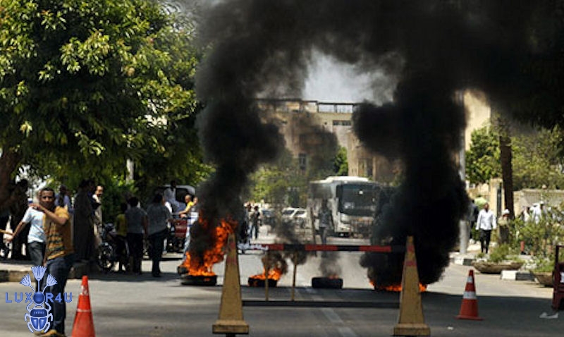 Tyres burn in Luxor