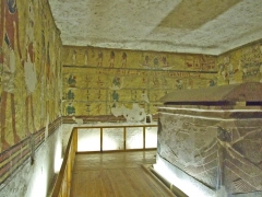 Inside Ays tomb
