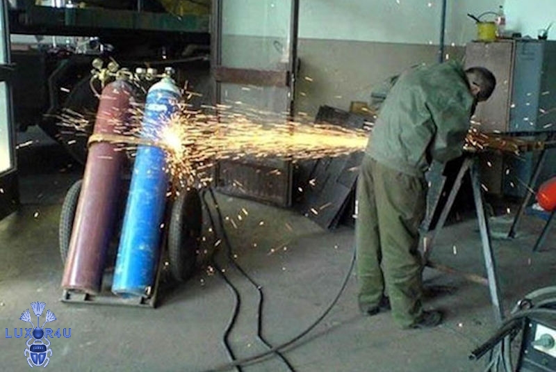 why women live longer then men 1