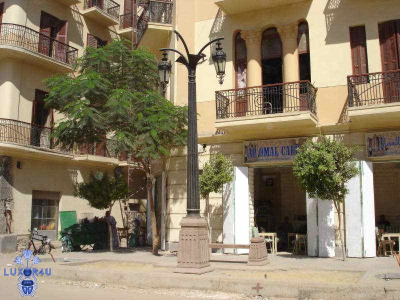 Station Street - lampost