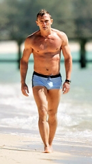 Daniel Craig