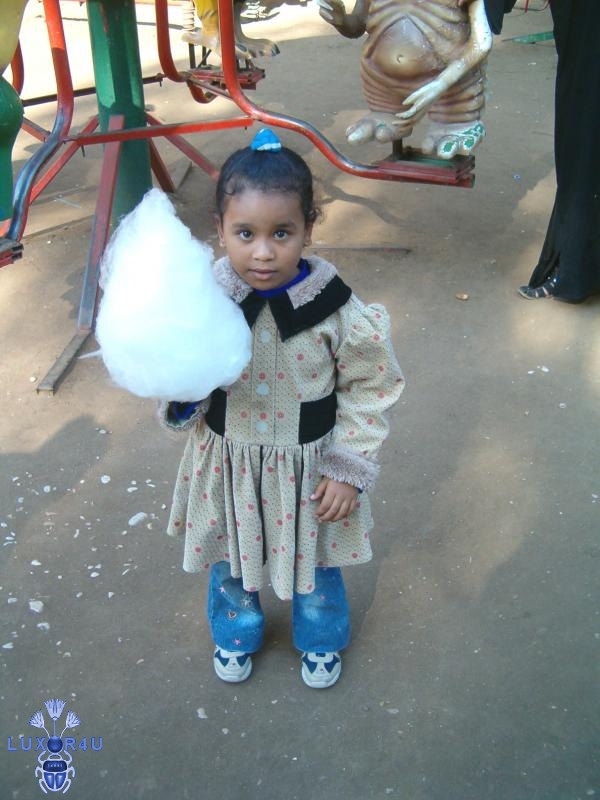 Happiness is a Candyfloss bigger than your head