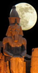 Feb 2007 - 2nd - Luxor Temple