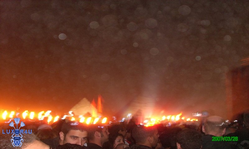 shakira - pyramids