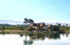 Apr 2007 - 1st - The Verdant West Bank
