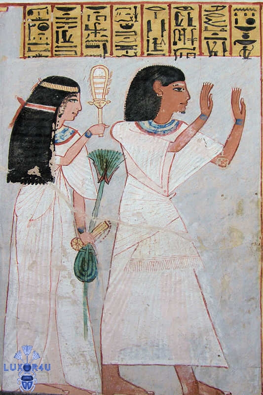 Sept 2007 - 5th - From the tomb of Roy