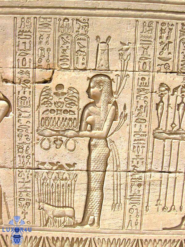 Oct 2007 - 4th - Figure at Dendera