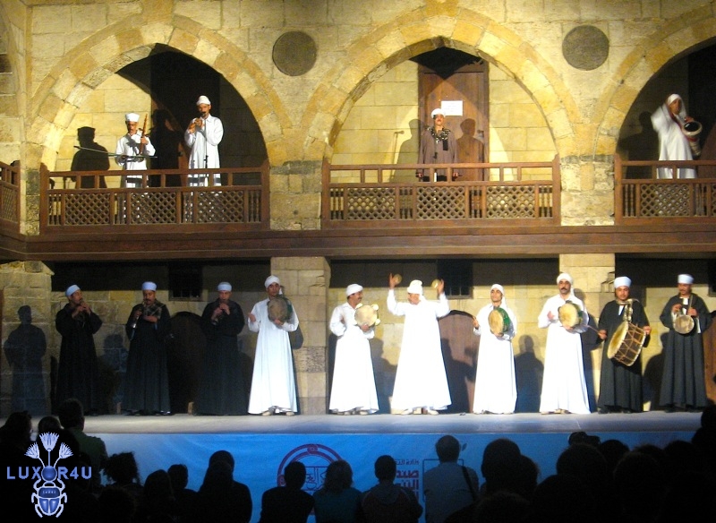 sufi dancers at the Al-Ghouri mausoleum