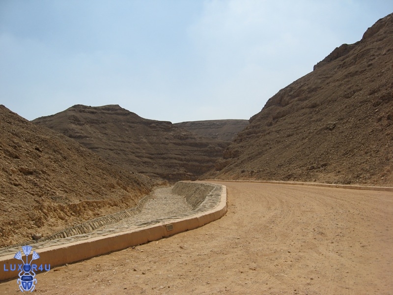 royal tomb wadi amarna