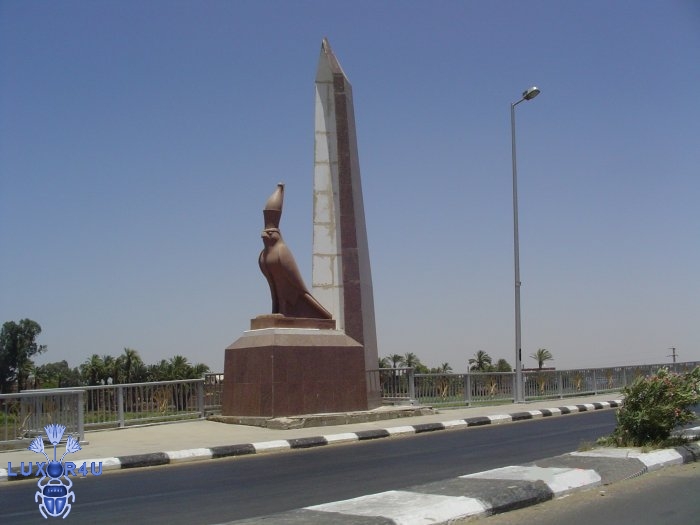 luxor bridge