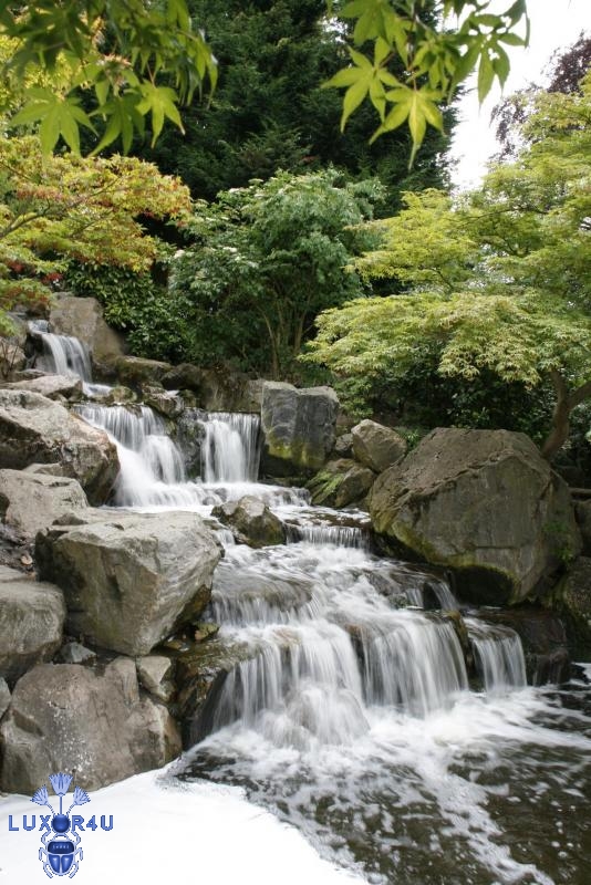 Shutter speed of around 1/8 second