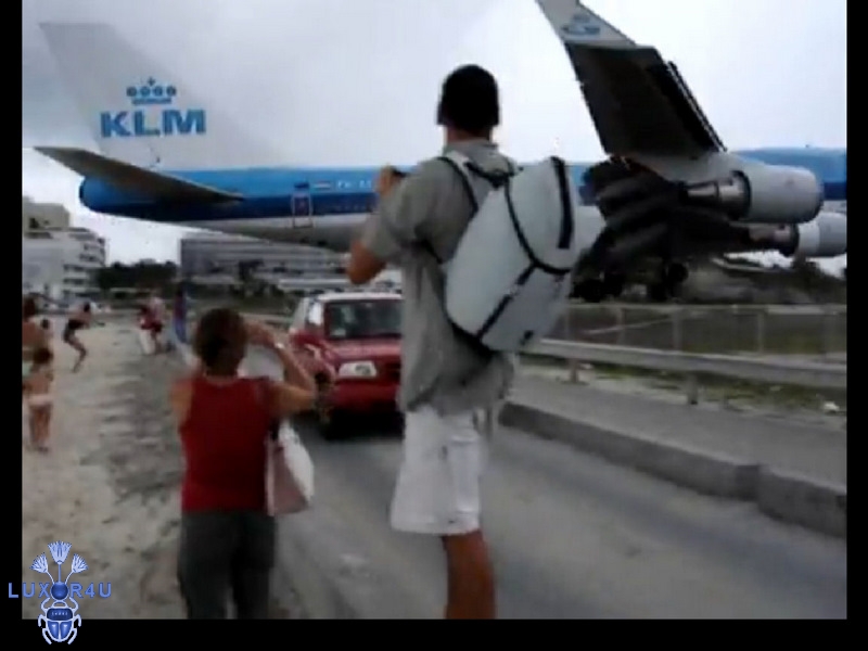 Landing at St Maarten